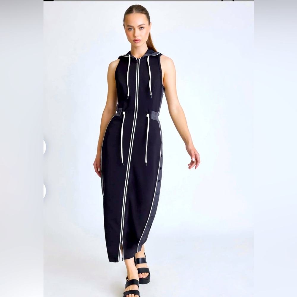 Blanc Noir Track dress sz large NWT black